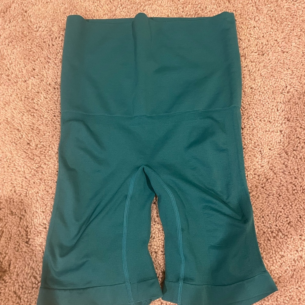 Perfect blue shorts